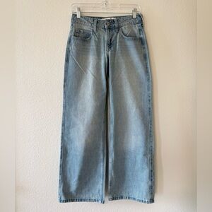 Hollister Women’s Low Rise Baggy Jeans